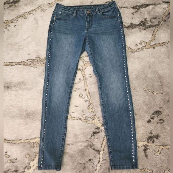 Jennifer Lopez Skinny Jeans Size 8 - Trendy Silver Studs - Chic Street Style - Picture 6 of 13